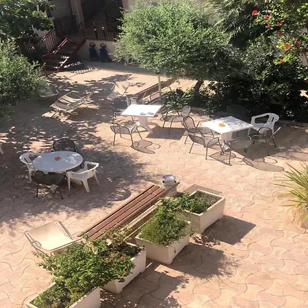 Odegos Aparthotel Torre dell'Orso