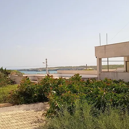 Aparthotel Odegos *
