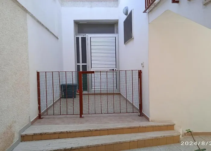 Odegos 3*